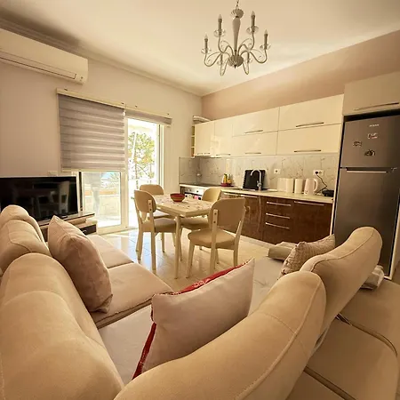 Minxhozi's Apartment *